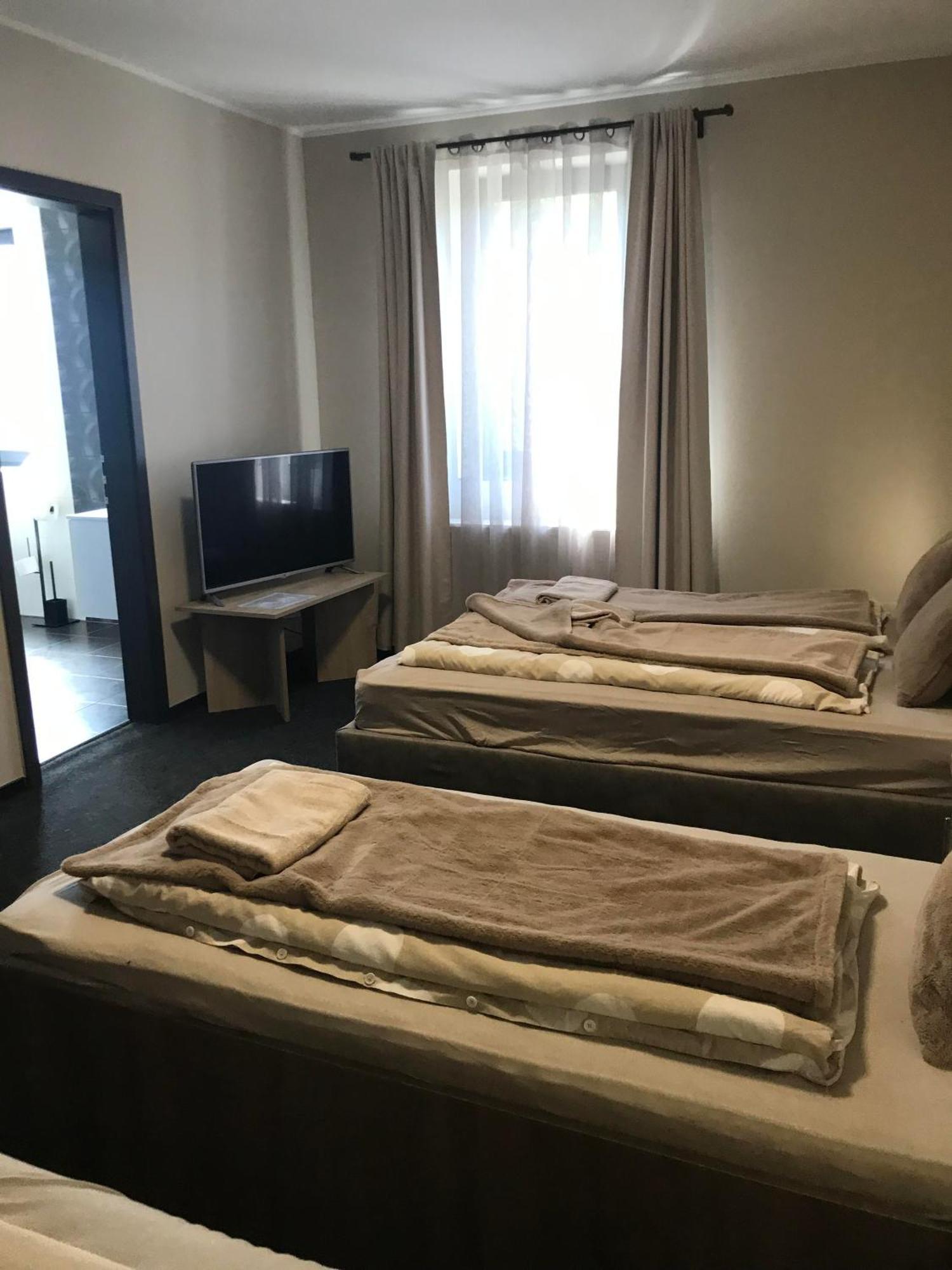 4 Haloszobas Pihenj Meg Vendeghaz Nyíregyháza Exterior foto
